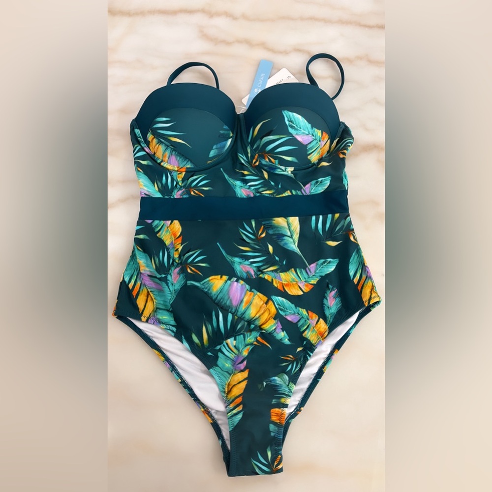Cupshe swimsuit bundle NWT except orange one tag is missing but it’s new
